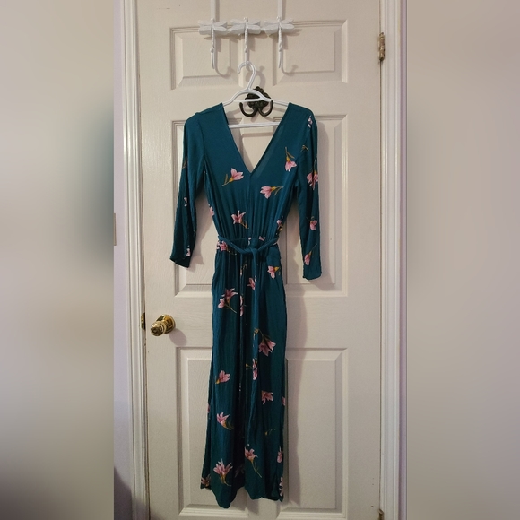 Romper - Picture 1 of 2